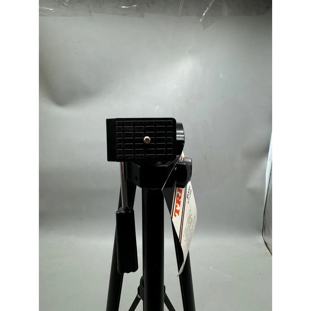 Vantage VT-205 Tripod With 3-Section Compact Column Elevating Pan/Tilt Head READ